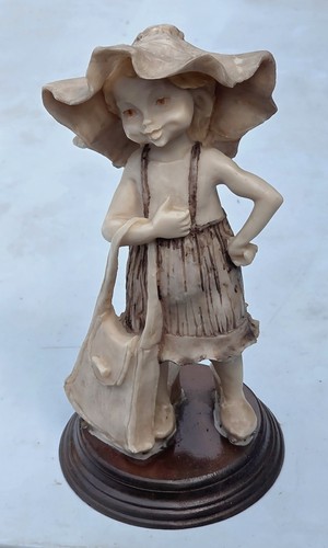 Guiseppe armani rare figurine - guiseppe,