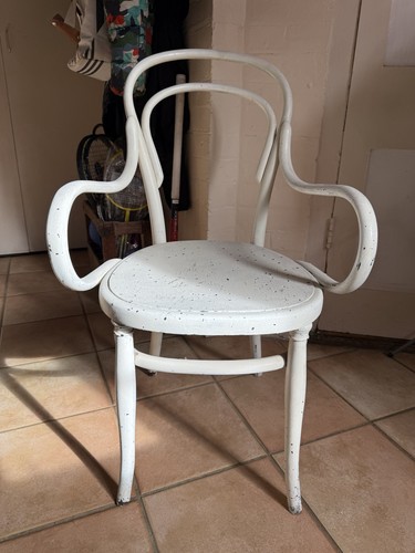Vintage whitewashed wooden - whitewashed,