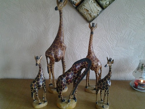 Hand carved giraffe set - giraffe,