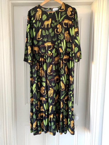 Luella leopard the forest - in,