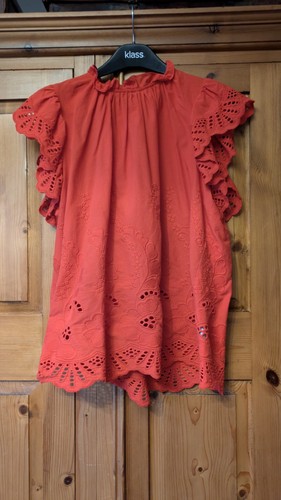 Ladies red top - tu,