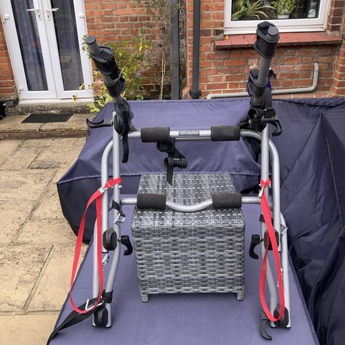 Halfords cycle car carrier - 3,