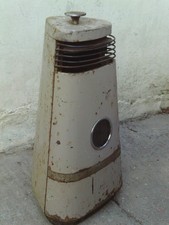 Valor Valiant De Luxe Paraffin Heater-not used for years-Wick Stuck -oily inside