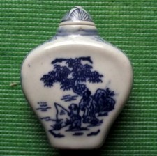 Old Blue and White Pottery Chinese Japanese Snuff Perfume Bottle Fired Glaze K