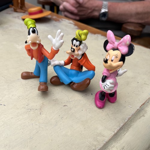 Goofy disney mickey mouse - goofy,