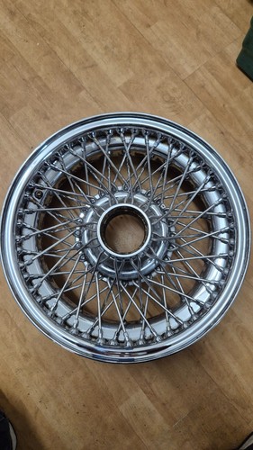 Curly hub spoke - hub, wheel
