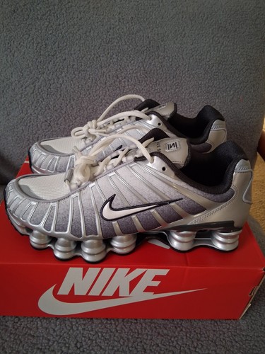 Nike shox print size 10 - nike,