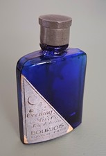 VINTAGE EVENING IN PARIS BLUE PERFUME BOTTLE BY BOURJOIS 1940s