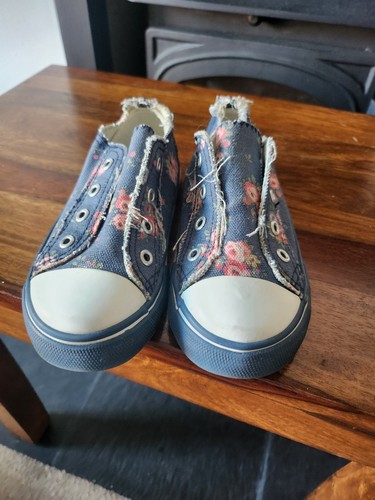 Cath kidston slip shoes - kidston,