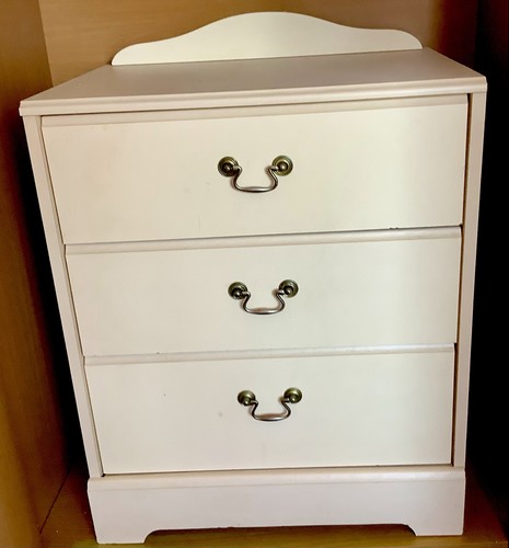 Chest drawers in cream - drawers,