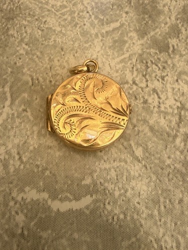 9ct gold locket 375 solid - 375,
