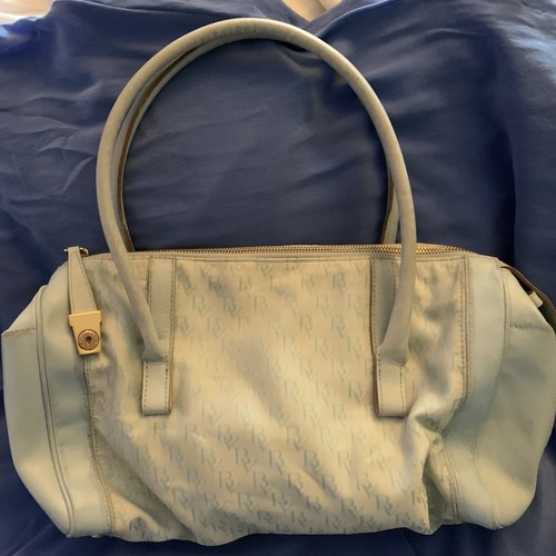 Bottega veneta pale blue logo - bottega,