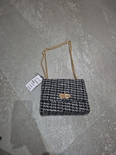 Quiz bag brand new - brand,