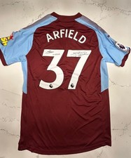 SIGNED SCOTT ARFIELD Match
