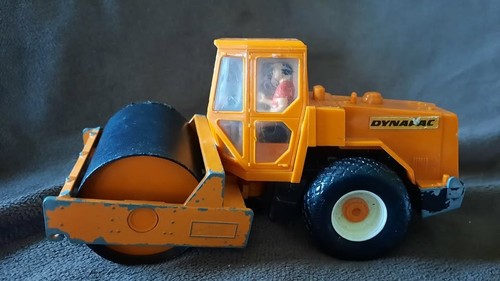 Britains autoway scale - britains,