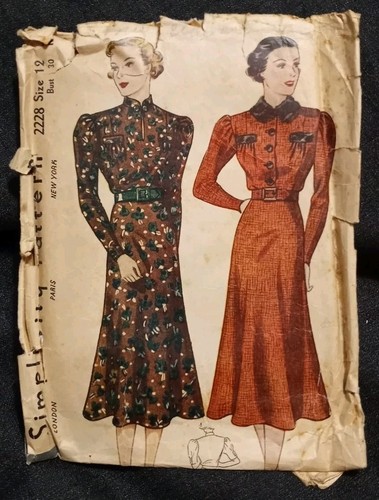Vintage 1940s simplicity - vintage,