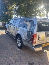 Nissan navara snugtop canopy