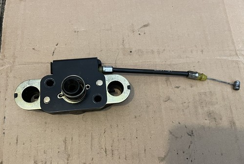 Kawasaki zzr1100 seat latch - kawasaki,