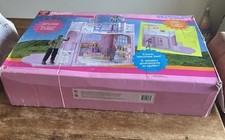 Barbie vintage pink N pretty house with  box Rare Mattel