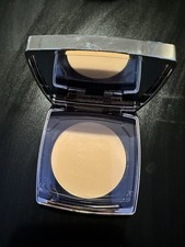 Estée Lauder Double Wear Matte Powder Foundation Natural Suede 2W1.5