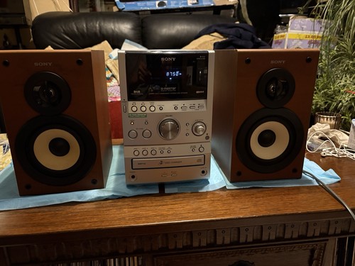 Sony compact hifi system - compact,