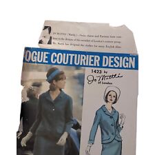 1964 VOGUE Couturier Sewing