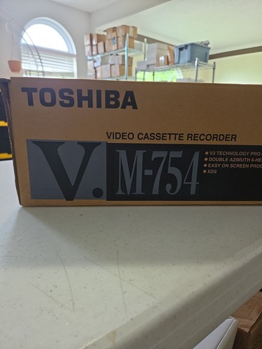 Toshiba 754 pro - toshiba, m-754