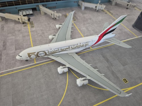 Gemini jets 400 emirates - 1/400,