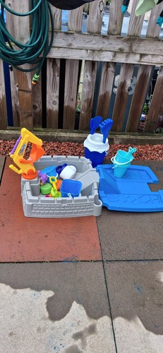Grey blue square - square, digger
