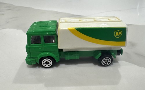 Corgi tanker good - in,