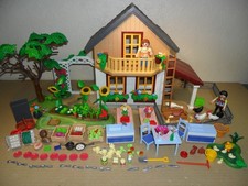 PLAYMOBIL FARMERS MARKET HOUSE