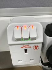 Masterplug Three Socket Surge Protected Adaptor Individual Switches White New