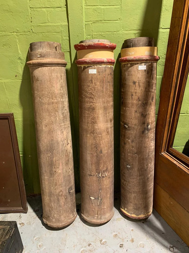 1.46m wooden columns from