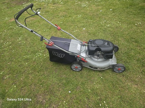 Self propelled wolf - self,