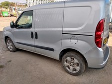 vauxhall combo 1.3 L1H1  sportive van 2015 (65) spares or repair