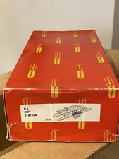 Hornby R005 City Station