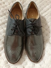 Ladies Grey Leather & Patent