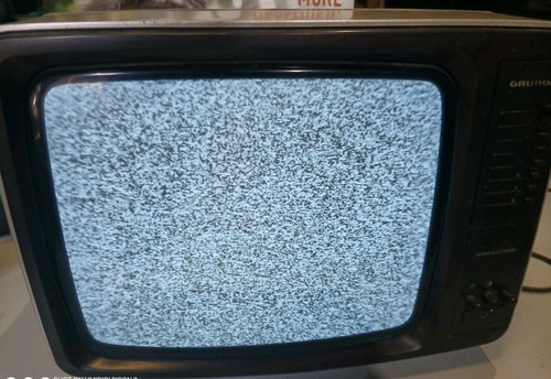 Grundig p1422 uhf vhf - tv,