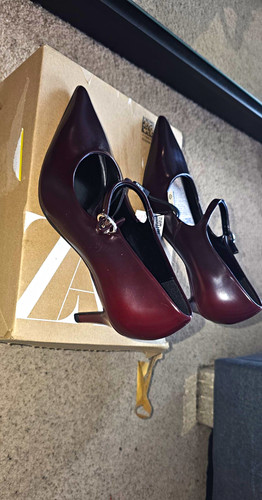 Zara burgundy pointed toe - pointed,