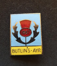 BUTLINS BADGE AYR 1967. THISTLE. MAKER FATTORINI.