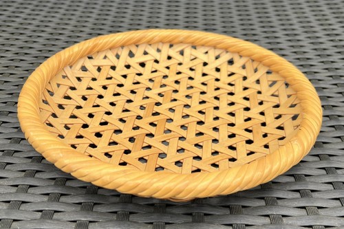Round woven basket - tray, bamboo