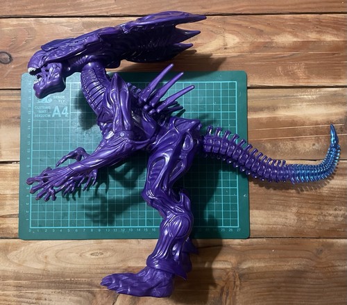 2019 alien collection large - collection,