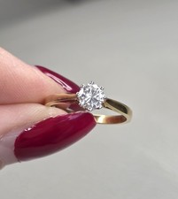 18ct Gold Solitaire Diamond