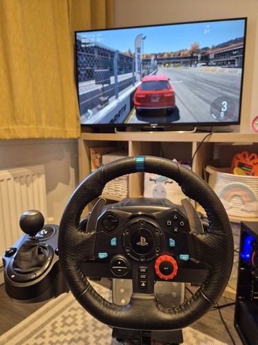 Corbeau racing seat with