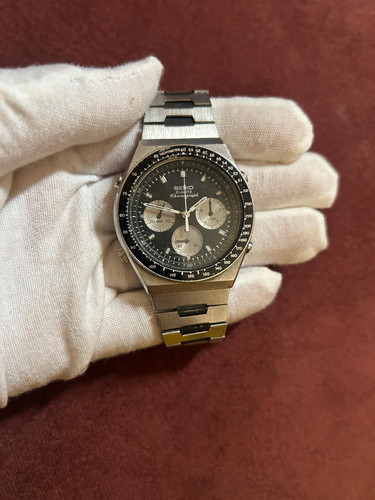 Seiko 7a28 703b quartz - seiko,