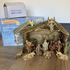premier vintage Large Christmas Nativity Scene Wooden Stable 12 Figurines