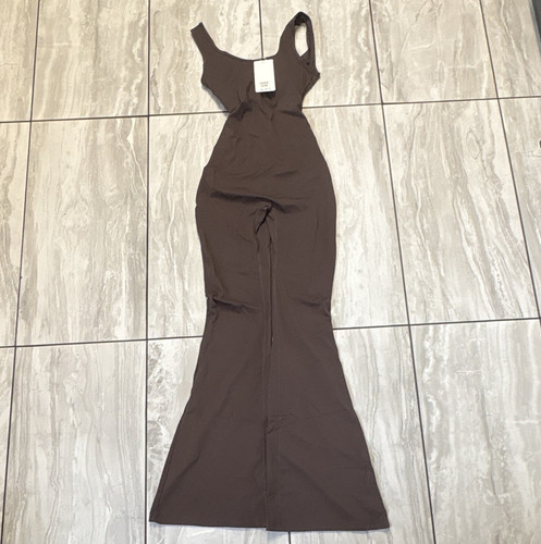 Womensbrown sleeveless scoop - sleeveless,