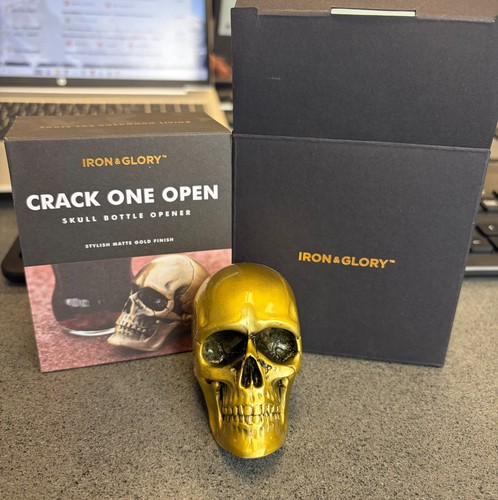 Skull bottle opener crack - crack, one