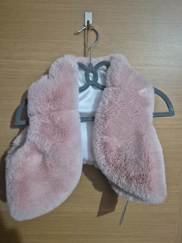 Childs pink faux fur - , bolero