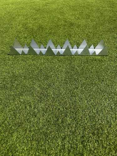 Security wall spikes - wall,